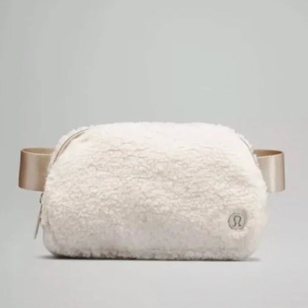 Lululemon Sherpa Fleece Cream and Silver Belt Bag